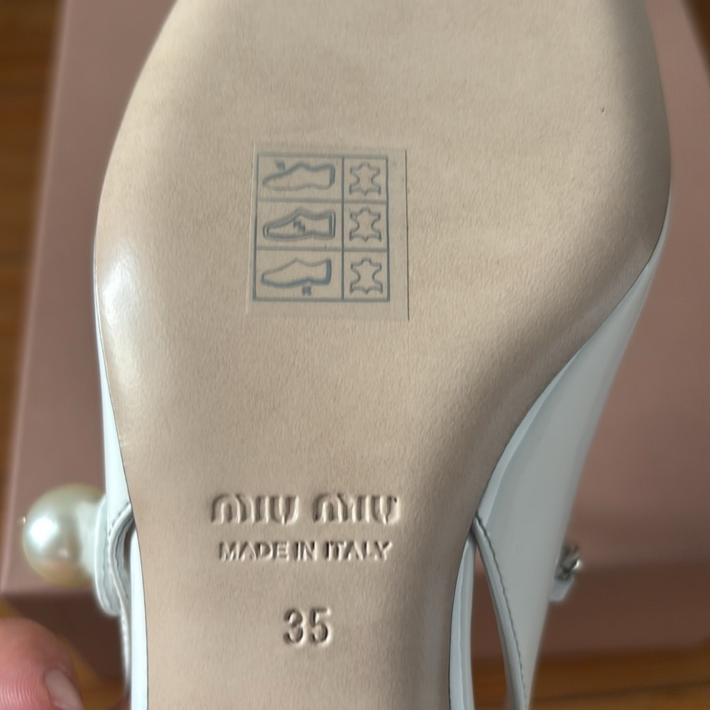 Miu Miu Shoes - Picture 6 of 10